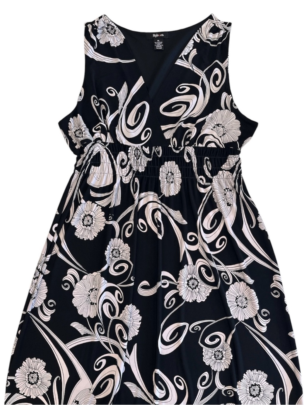 Style & Co | Black & White Floral Maxi Dress | Size XL